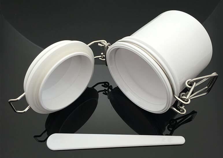 white makeup containers with silicone ring for cosmetic cream