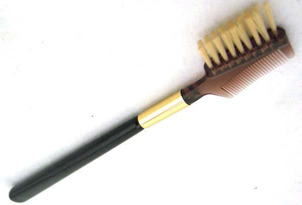 practical retractable makeup brush from China for women-3