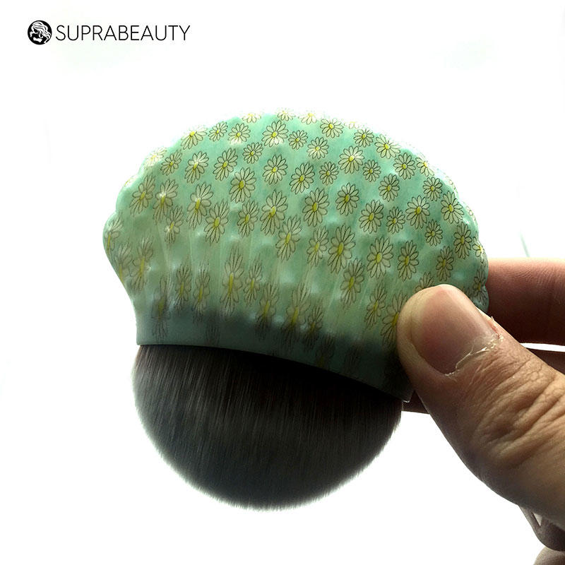 Suprabeauty retractable cosmetic brush from China for promotion