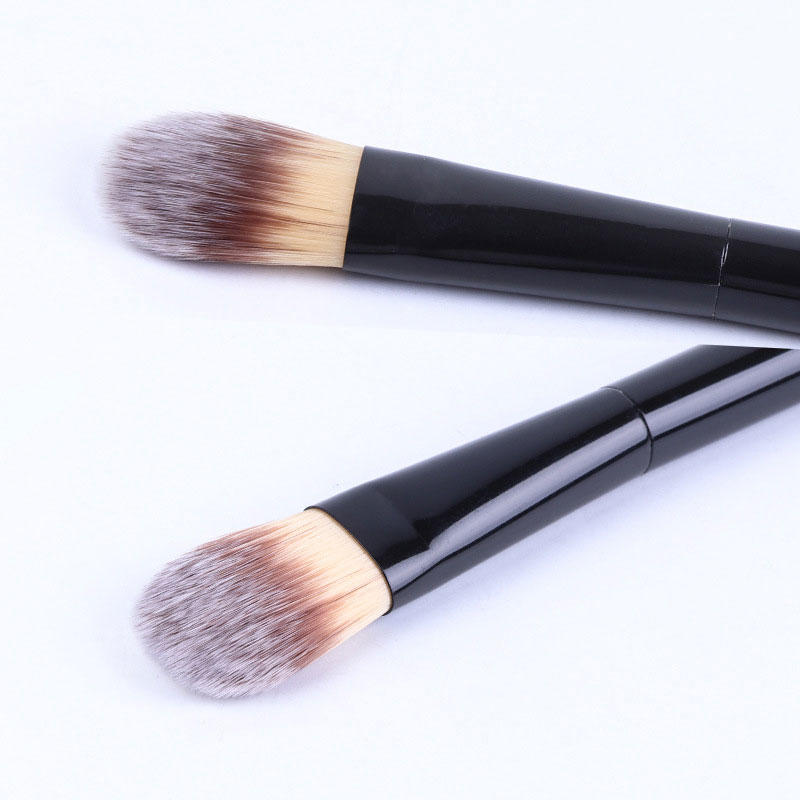 customized essential makeup brushes from China for sale