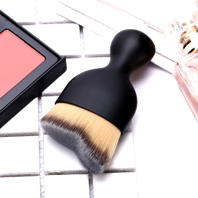 Short handle portable foundation contour makeup brush