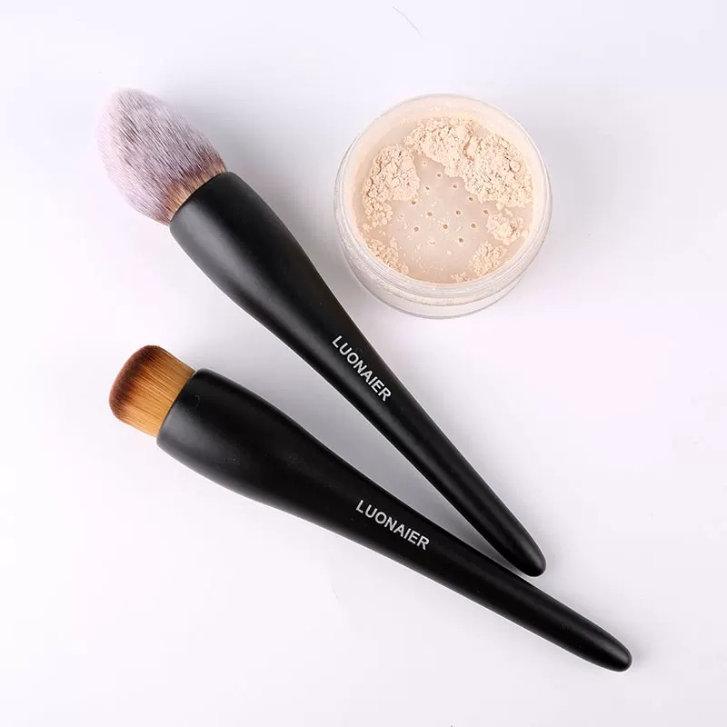 Single brush Suprabeauty soft vegan synthetic hair large makeup powder brush